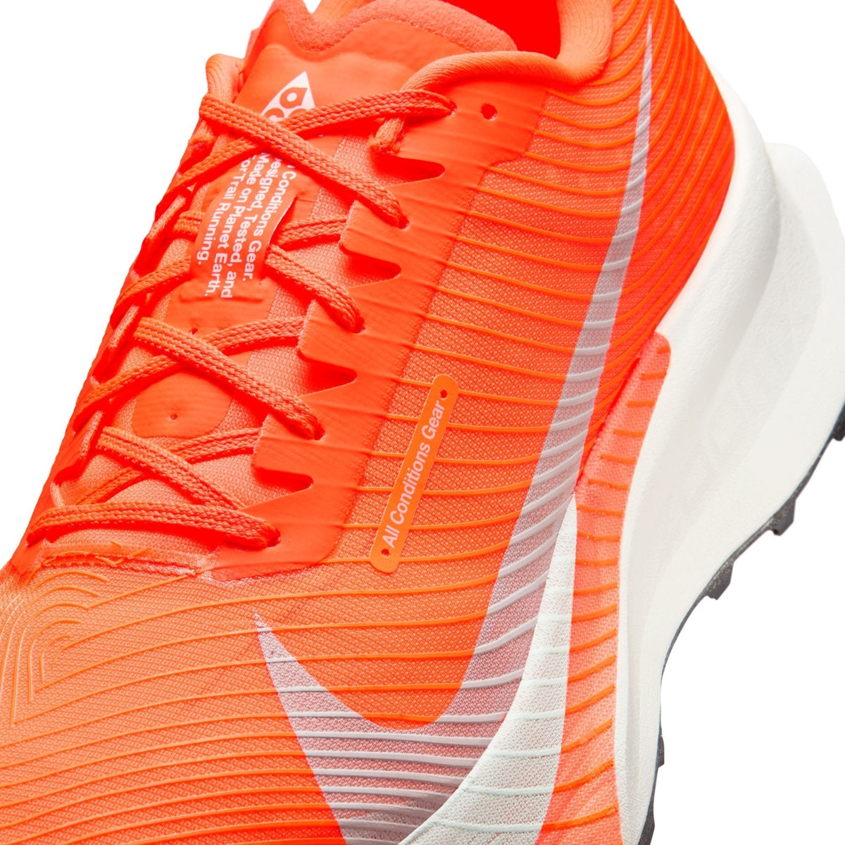 Men’s ACG Ultrafly Trail (801 - Hyper Crimson/White-Total Orange)